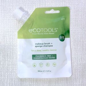 Eco tools makeup brush + sponge shampoo